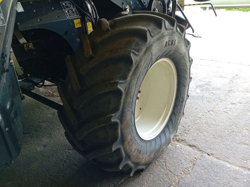 CR9.90T image 3